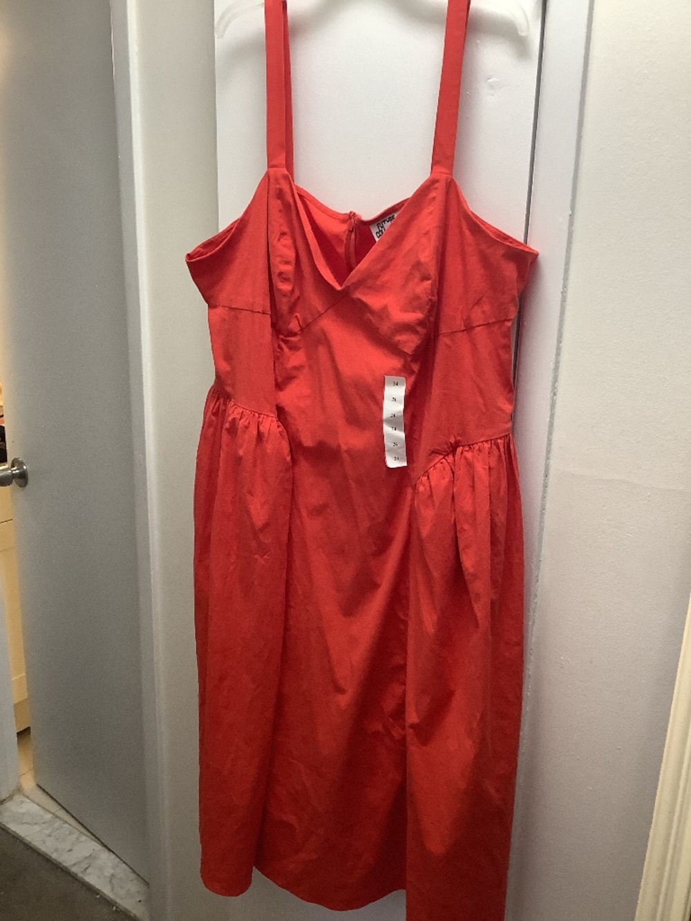 Plus size 24 sleeveless sundress thin straps back hook + zipper full skirt